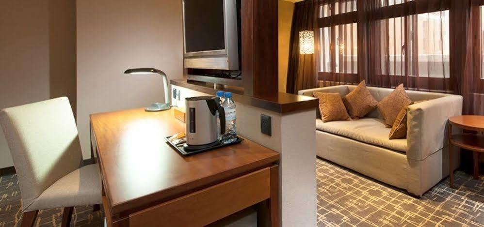 Rich & Free Hotel - Kaifeng 富逸旅趣-北車開封館 Taipei Extérieur photo